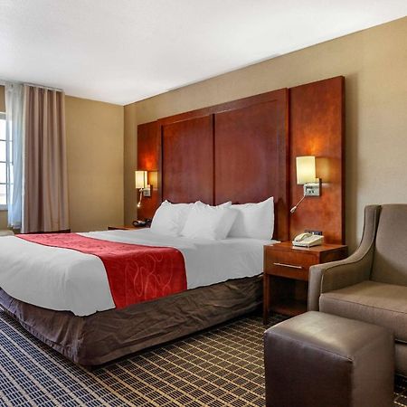 Comfort Suites Delavan - Lake Geneva Area Dış mekan fotoğraf