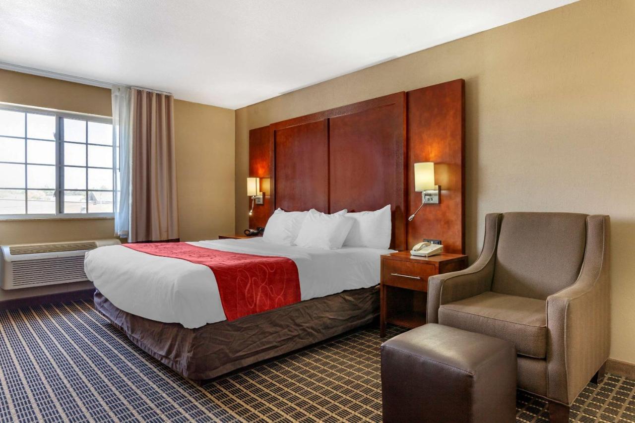 Comfort Suites Delavan - Lake Geneva Area Dış mekan fotoğraf