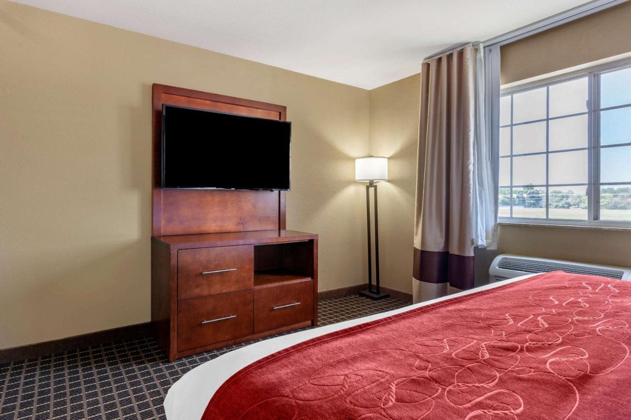 Comfort Suites Delavan - Lake Geneva Area Dış mekan fotoğraf