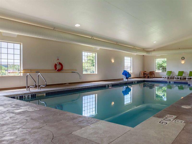 Comfort Suites Delavan - Lake Geneva Area Dış mekan fotoğraf