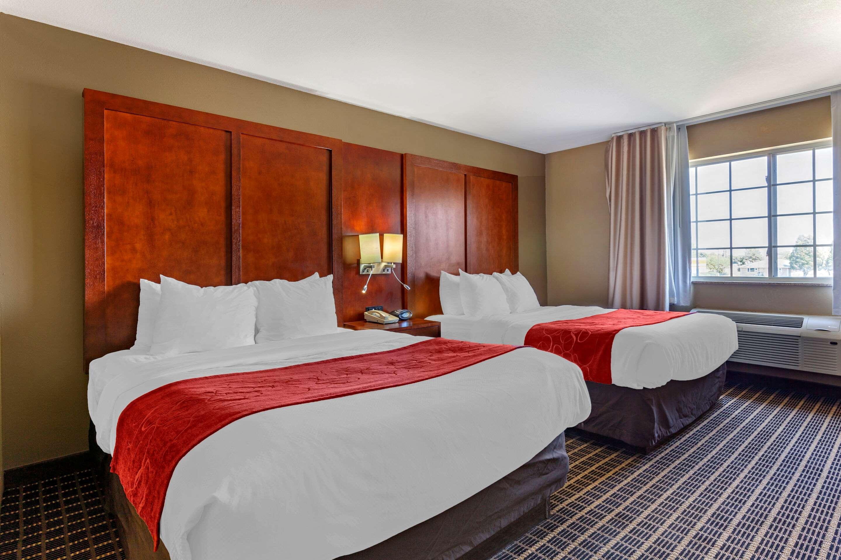 Comfort Suites Delavan - Lake Geneva Area Dış mekan fotoğraf