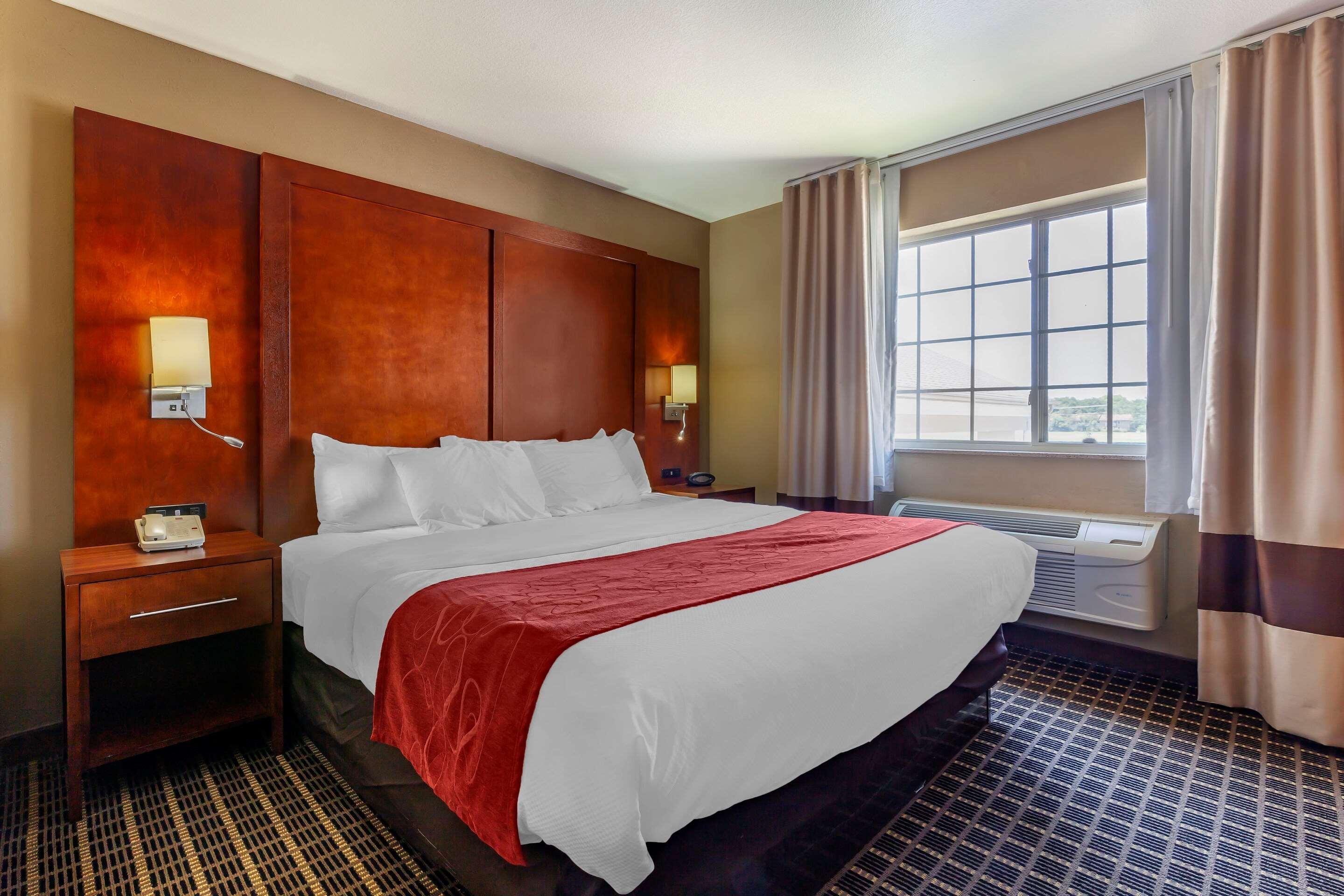 Comfort Suites Delavan - Lake Geneva Area Dış mekan fotoğraf