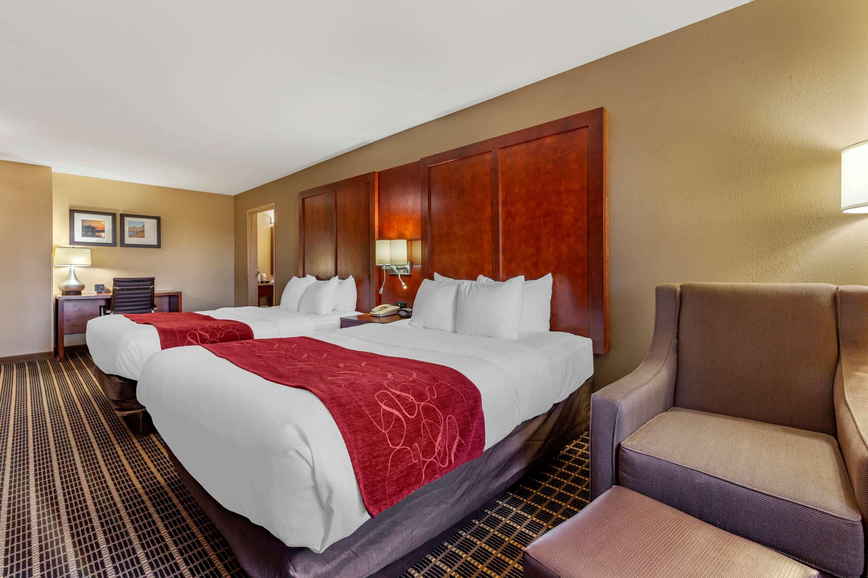 Comfort Suites Delavan - Lake Geneva Area Dış mekan fotoğraf