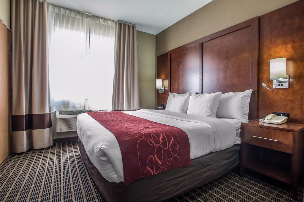 Comfort Suites Delavan - Lake Geneva Area Dış mekan fotoğraf