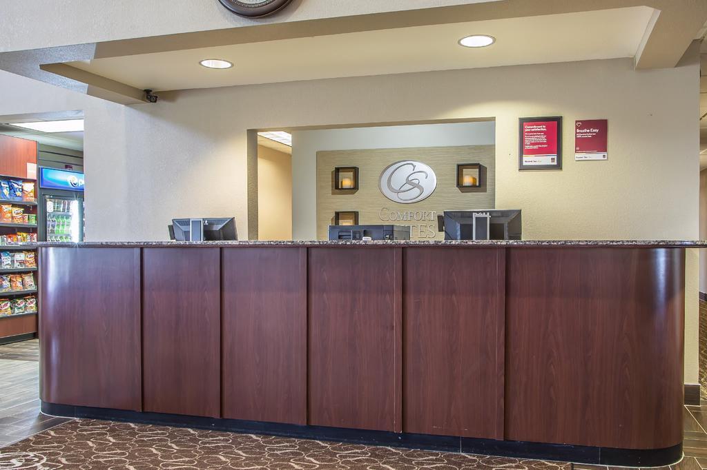Comfort Suites Delavan - Lake Geneva Area Dış mekan fotoğraf