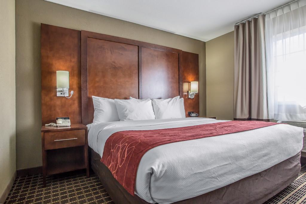 Comfort Suites Delavan - Lake Geneva Area Dış mekan fotoğraf