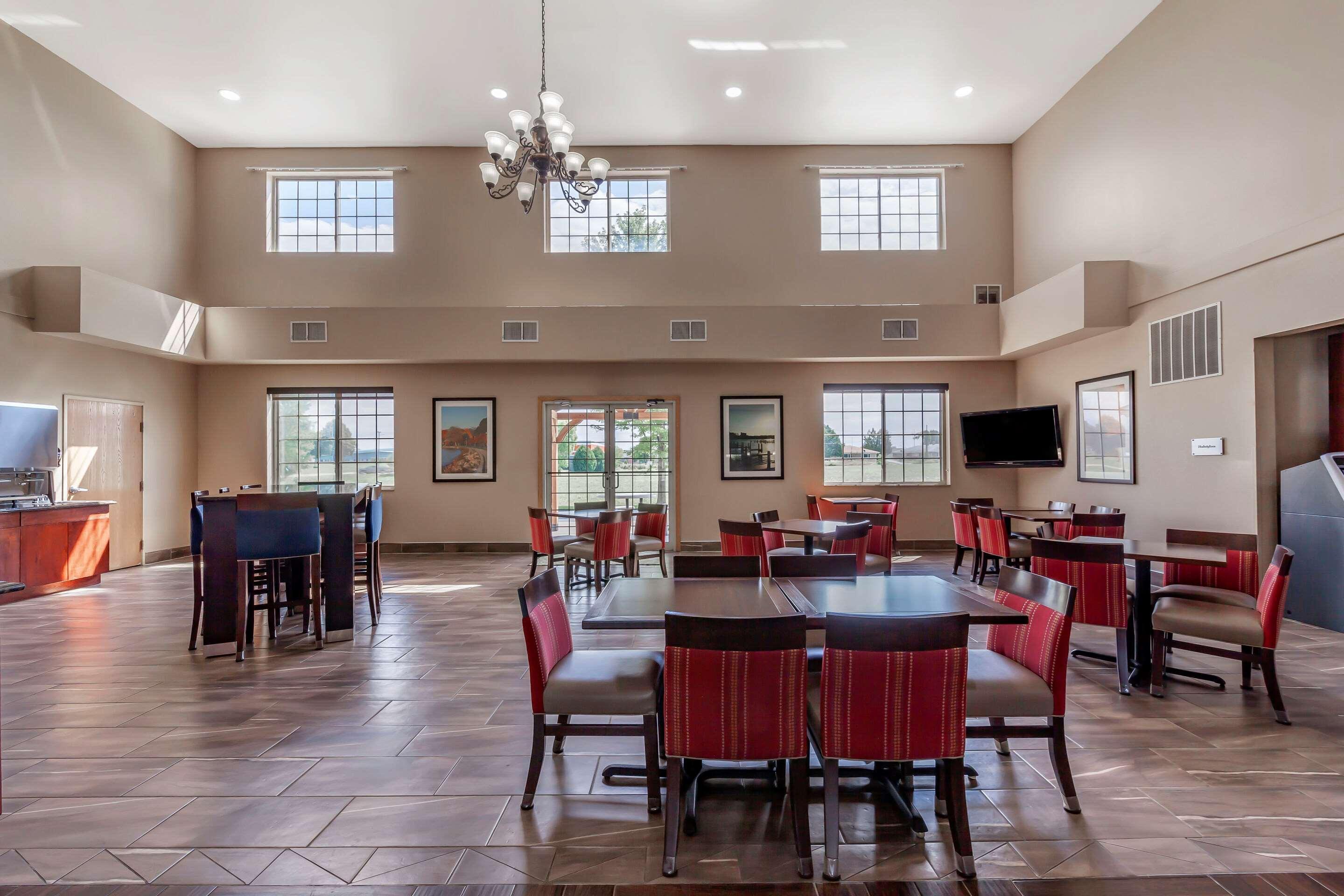 Comfort Suites Delavan - Lake Geneva Area Dış mekan fotoğraf