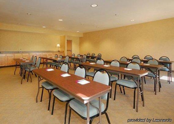Comfort Suites Delavan - Lake Geneva Area Konforlar fotoğraf